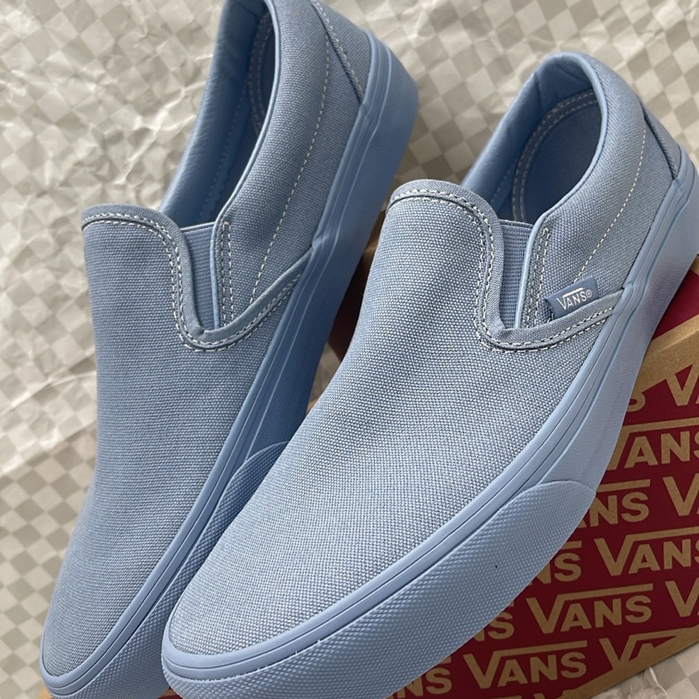 Vans Women’s Canvas Upper Classic Slip-On
Pastel Mono Dusty Blue
VN000CT5DSB - Picture 7 of 16